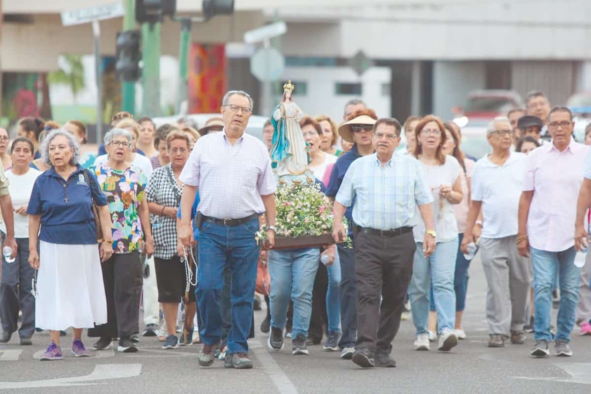 Procesión a la Virgen de la Asunción