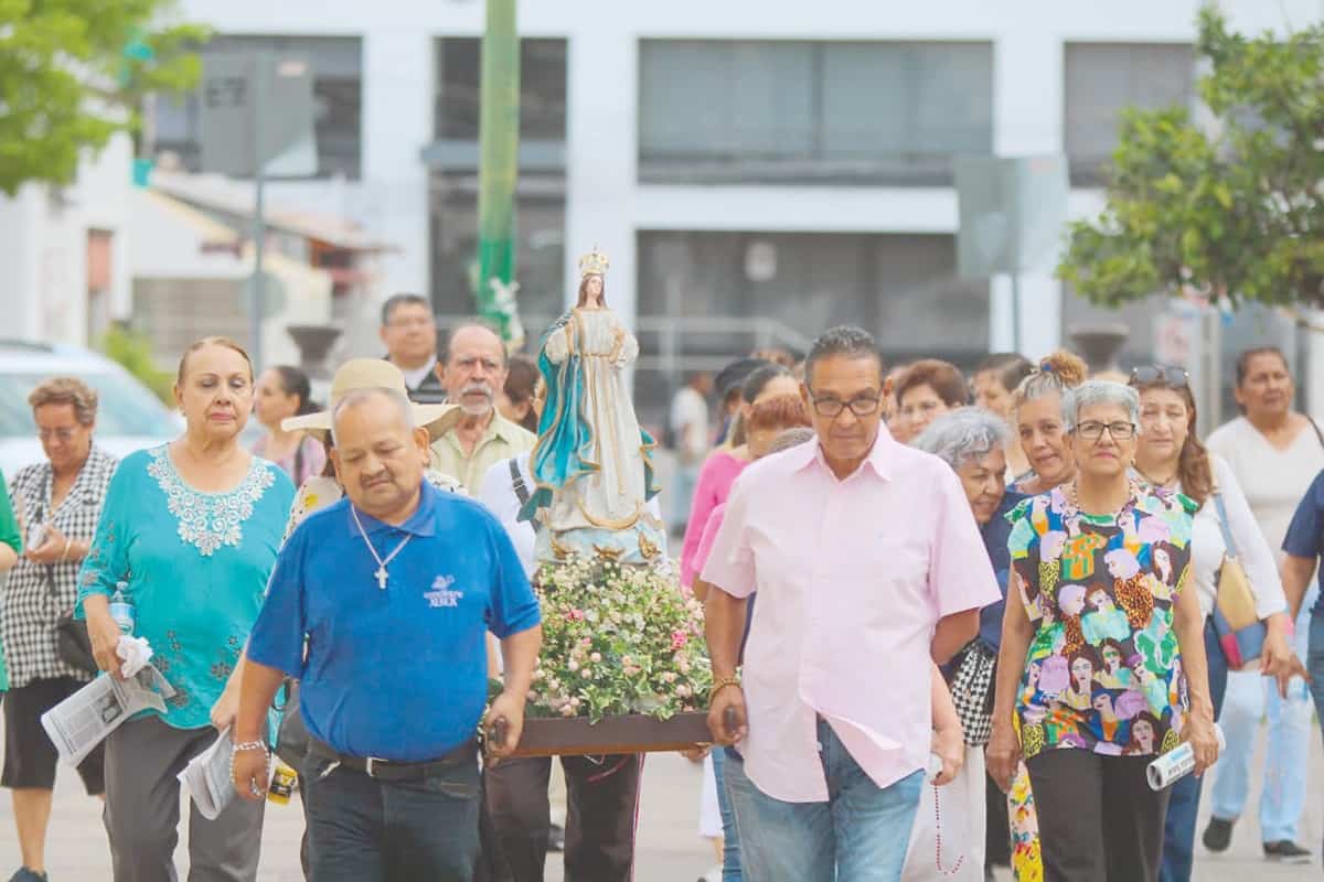 Procesión a la Virgen de la Asunción