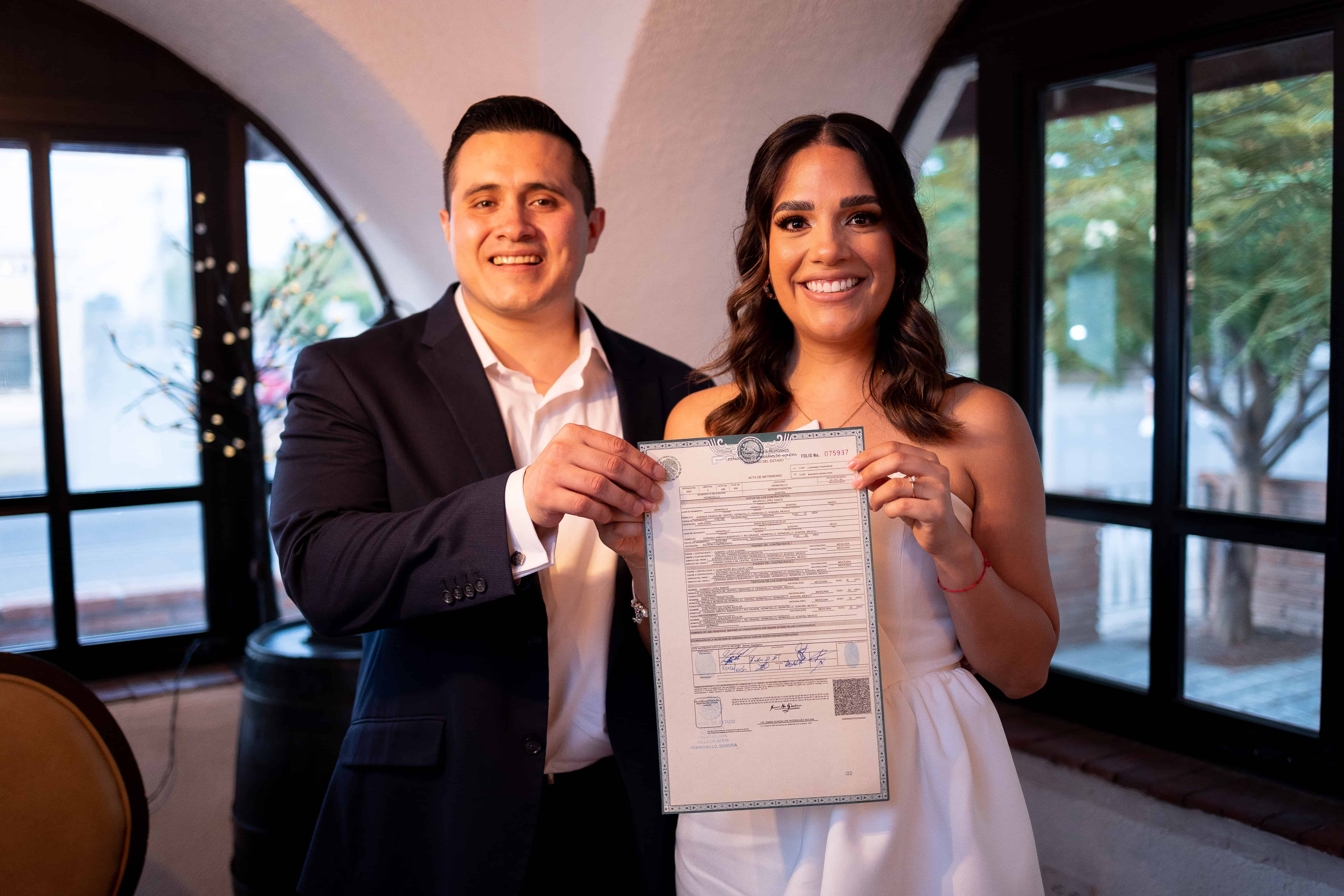 Anahí y Mauricio unen sus vidas en matrimonio