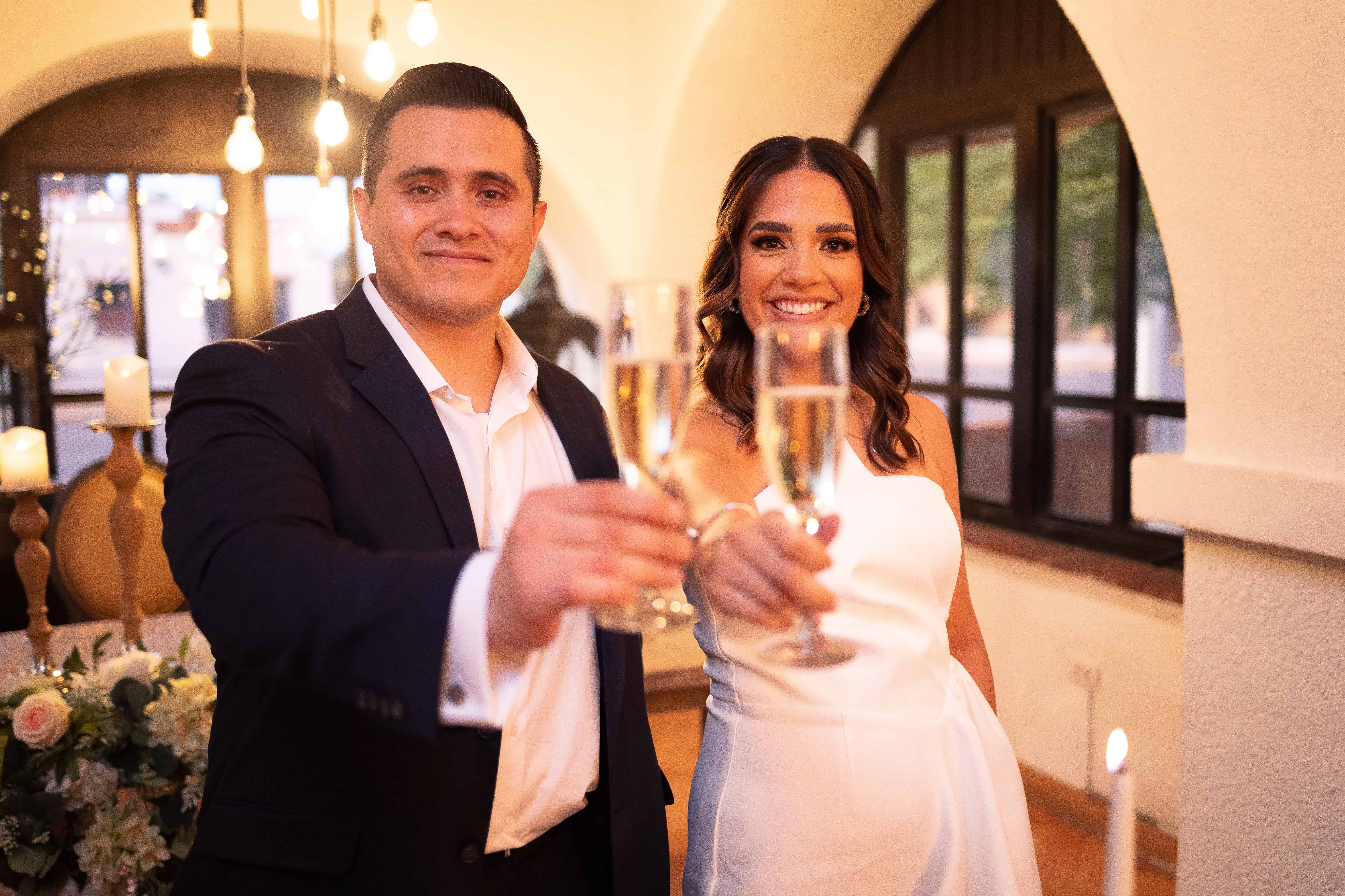 Anahí y Mauricio unen sus vidas en matrimonio