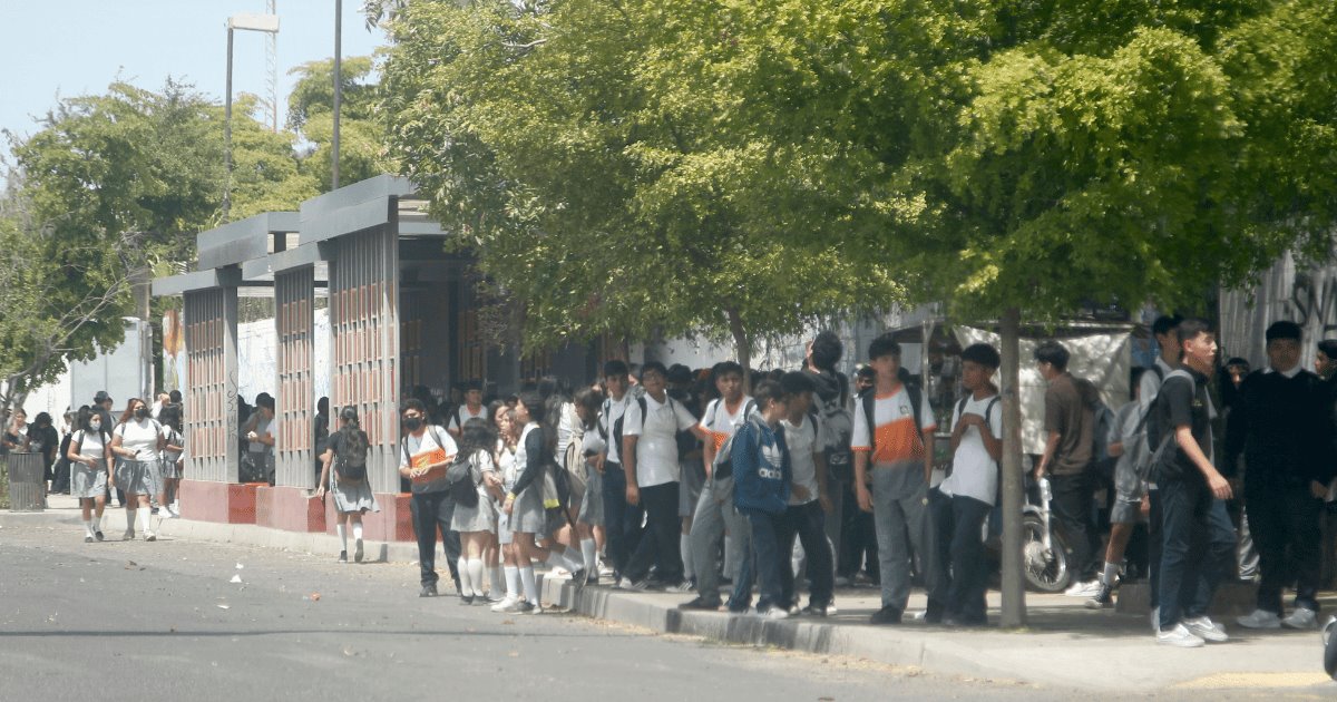 Pasajes gratuitos a estudiantes no se respeta fuera de Hermosillo, afirman
