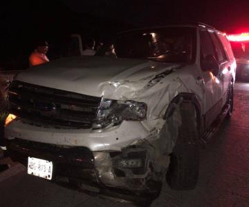 Choque en la carretera Guaymas-Obregón dejó daños materiales
