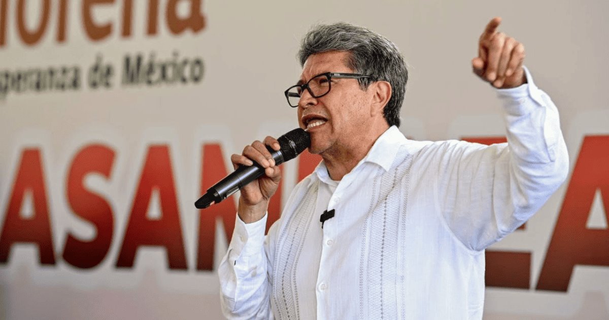 Ricardo Monreal realiza gira por Sonora