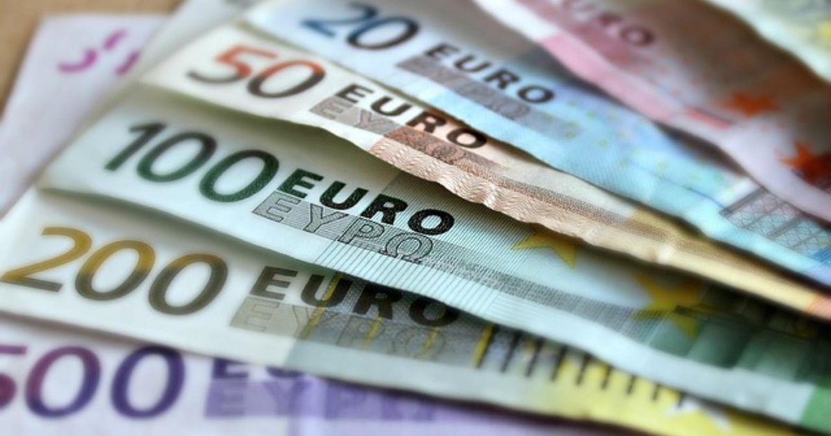 Euro se debilita y llega a su precio más bajo en pesos en más de 7 años