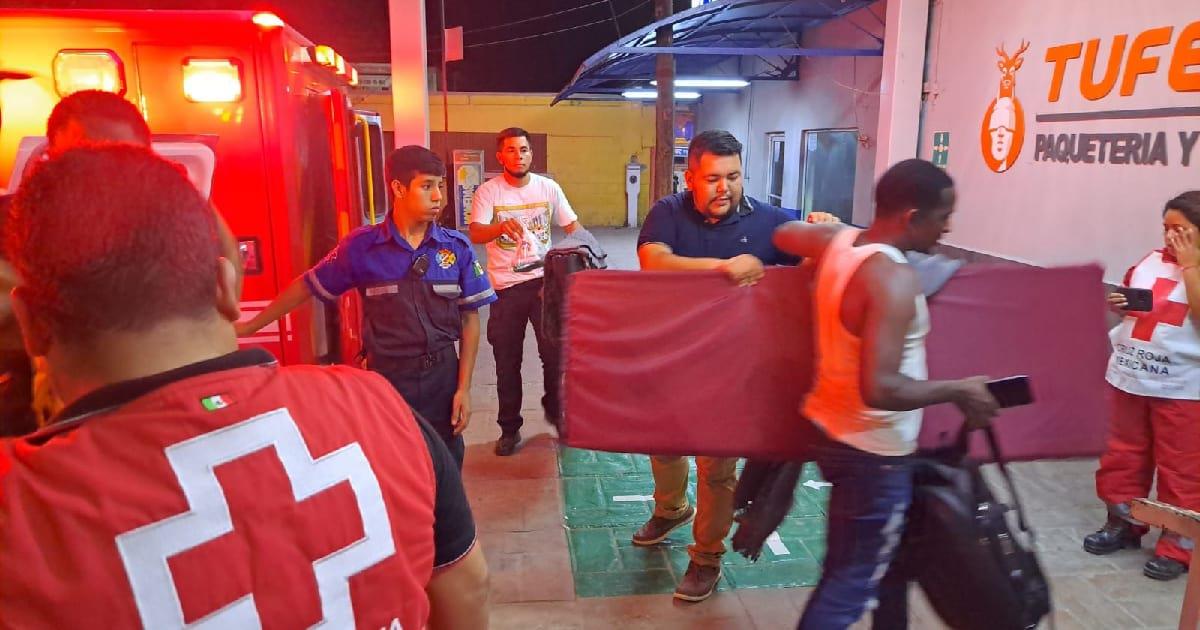Cruz Roja atendió a un grupo de migrantes africanos en Empalme