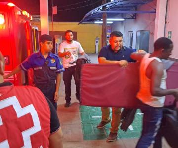 Cruz Roja atendió a un grupo de migrantes africanos en Empalme