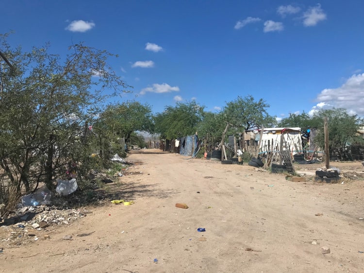 Vecinos de El Guayacán luchan por salir adelante