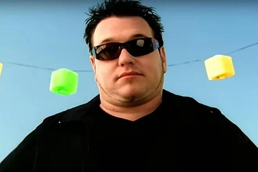 Fallece Steven Harwell, vocalista de la banda Smash Mouth