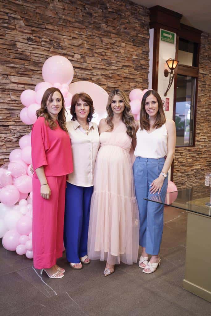 ‘Baby shower’ para Jovanka Salmón