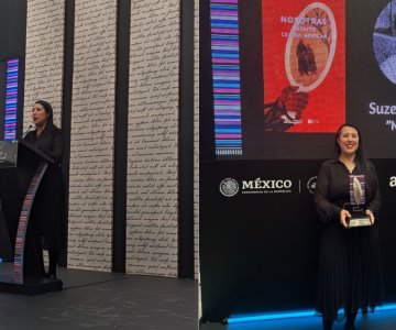 Sonorense Suzette Celaya gana premio Primera Novela Amazon 2023