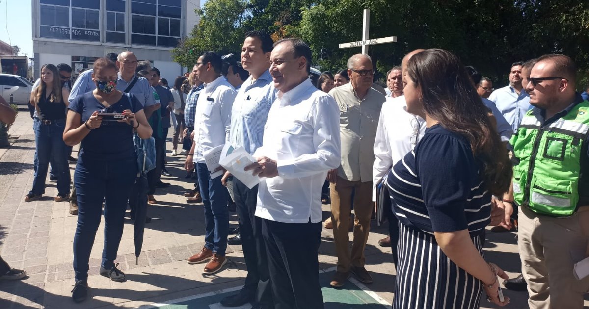 Alfonso Durazo participa en Simulacro Nacional; evacuan Palacio de Gobierno