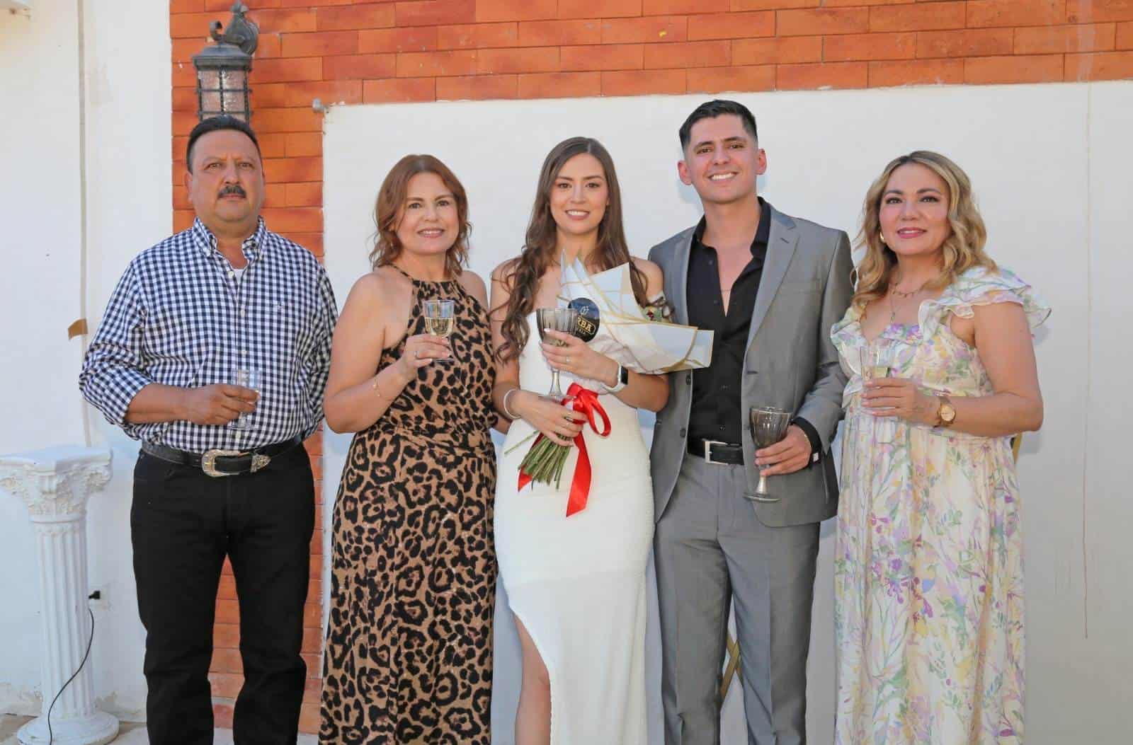 Yaneth & Martín se comprometen en matrimonio