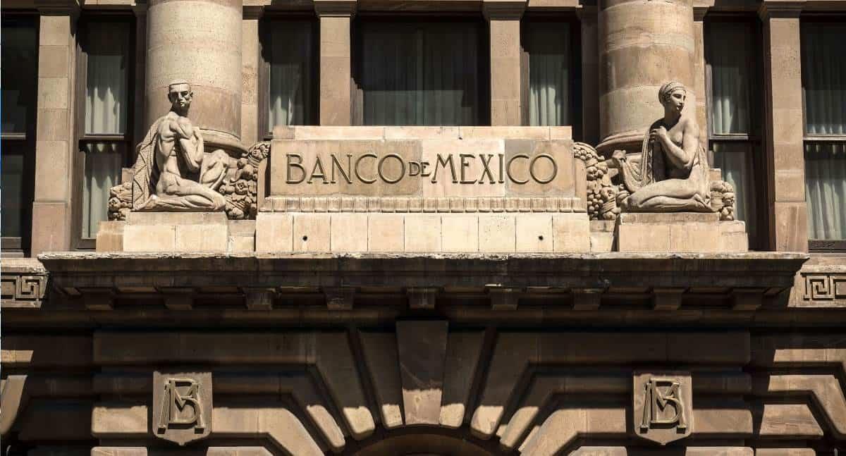 Banxico deja sin cambios tasa de interés en 11.25%