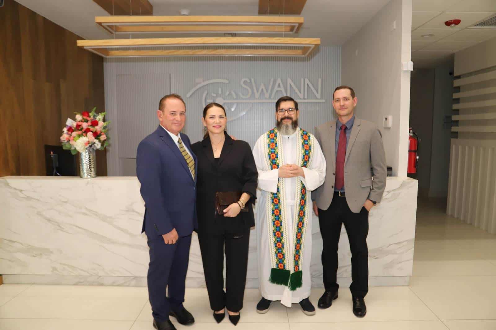 Reinauguran Clínica Swann en Hermosillo 