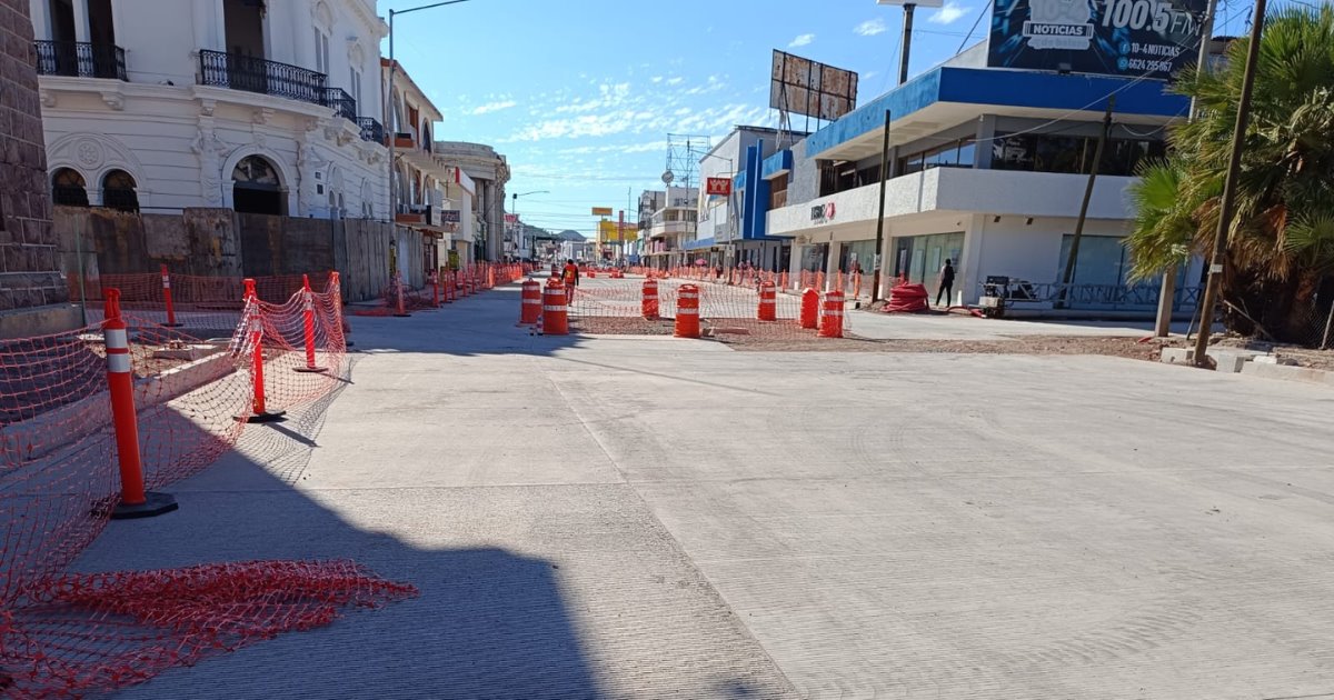 Volverán a circular autos por la avenida Serdán tras reparaciones