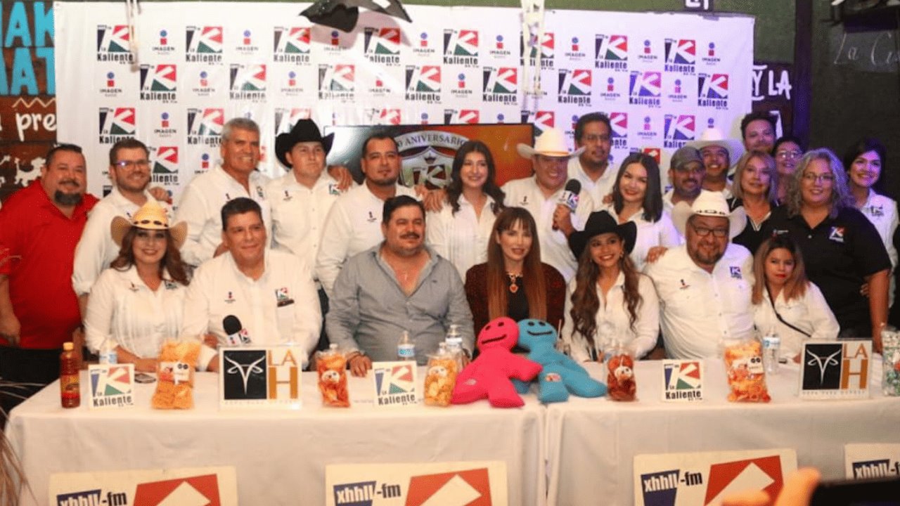 Anuncian cartelera del baile de aniversario de La Kaliente