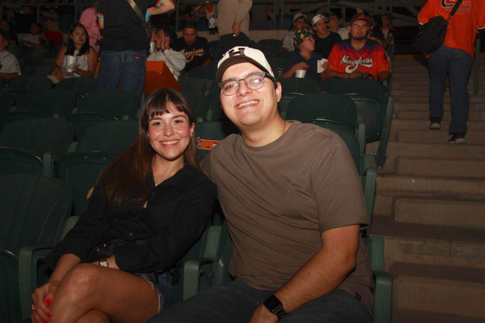 Día del perro en el estadio Fernando Valenzuela