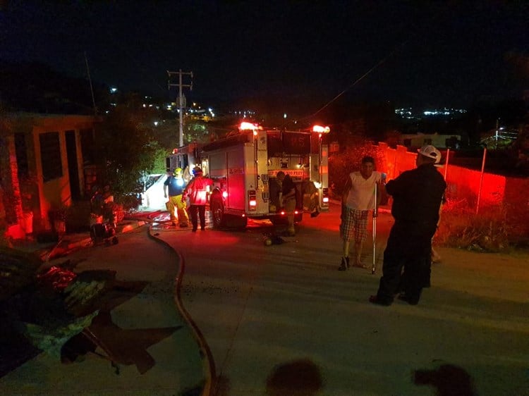 Casa termina en pérdida total tras incendio