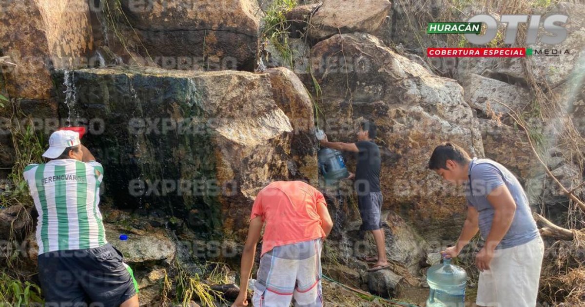Hace falta mucha más ayuda: habitantes de Acapulco sufren falta de agua
