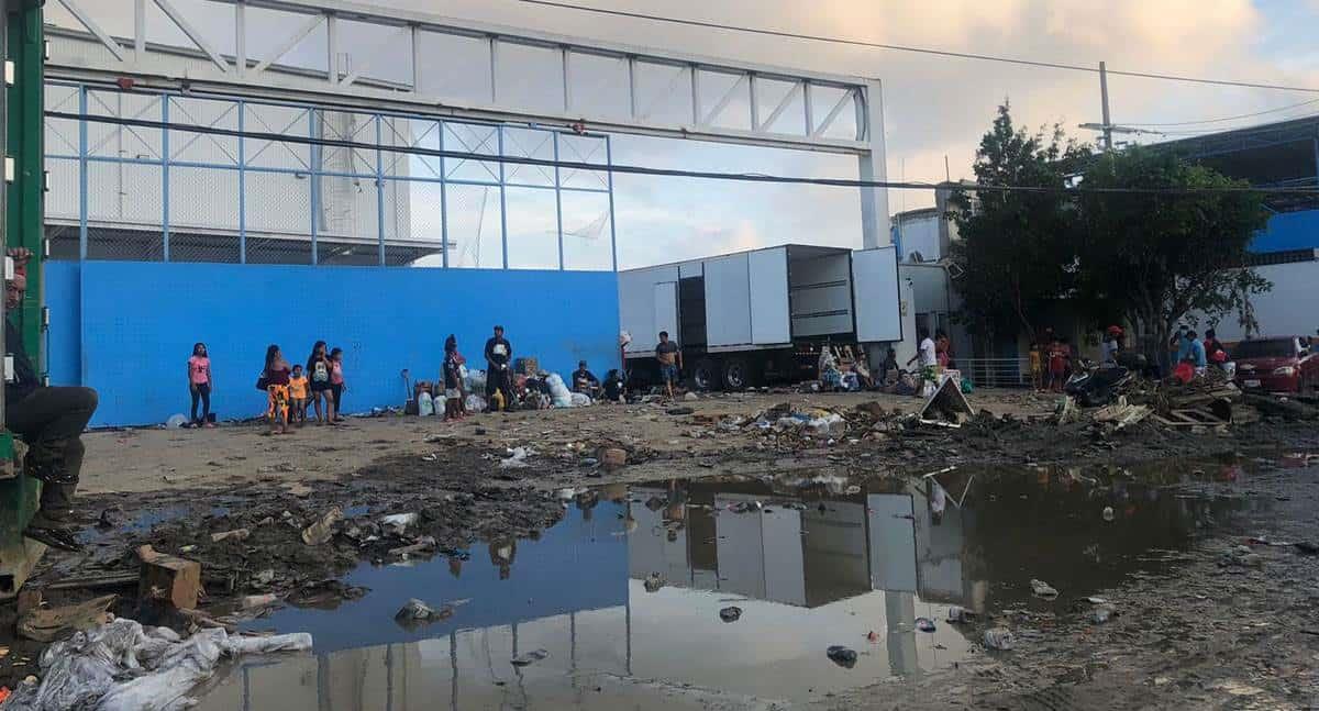 Escasez de alimentos en Acapulco desencadena escenas de tensión