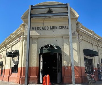 Retrasan cierre del Mercado Municipal de Hermosillo