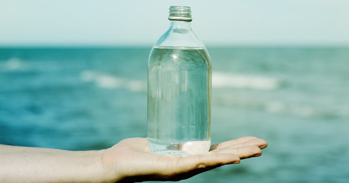 Buena salud o la muerte: ¿Qué pasa si bebes agua de mar todos los días?