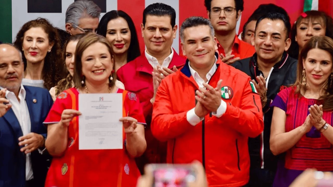 Xóchitl Gálvez se registra como precandidata del PRI a la Presidencia