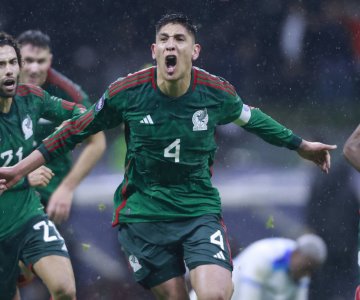 México vence dramáticamente a Honduras y asegura Copa América 2024