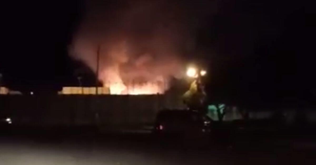 Incendio en Cereso de SLRC; taller de piñatas se prende en llamas
