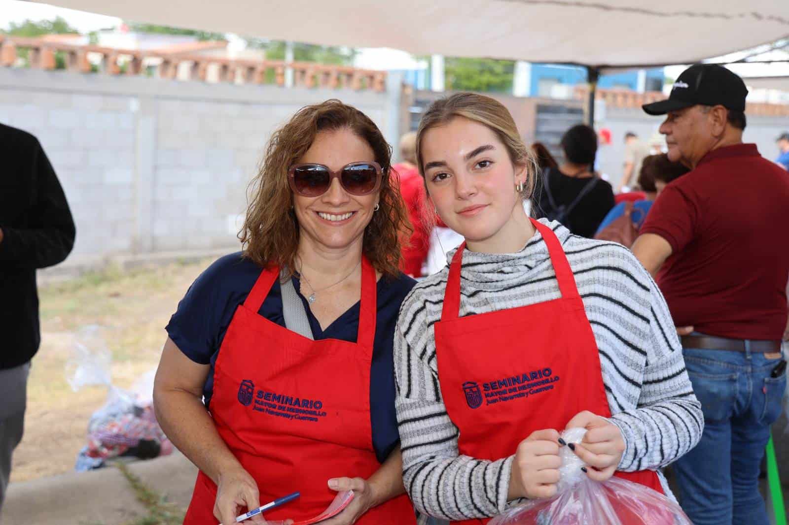 Realizan Gran Bazar del Seminario una excelente oportunidad de apoyar