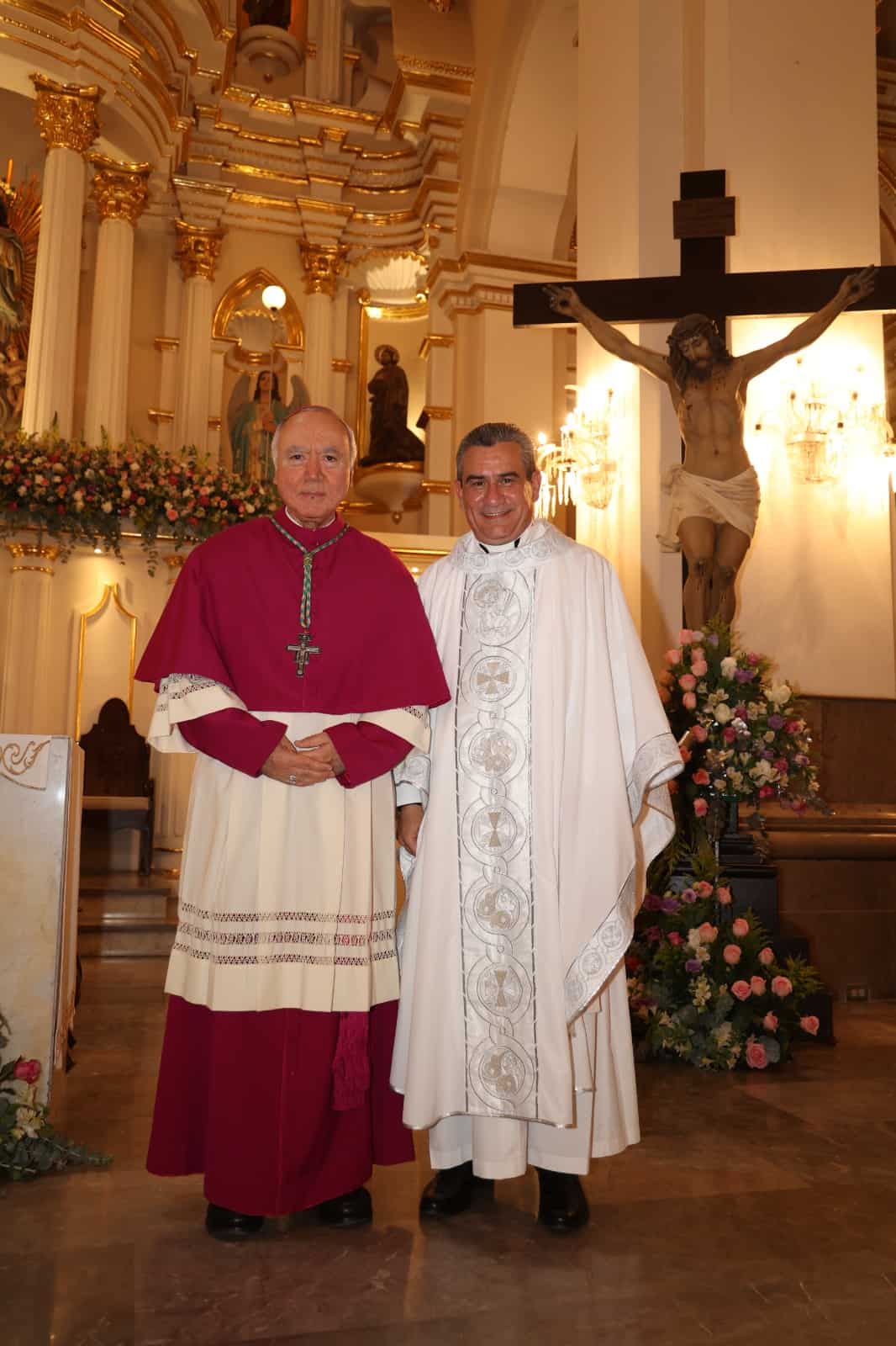 Celebra XXV aniversario sacerdotal Pbro. Martín Gerardo Hernández