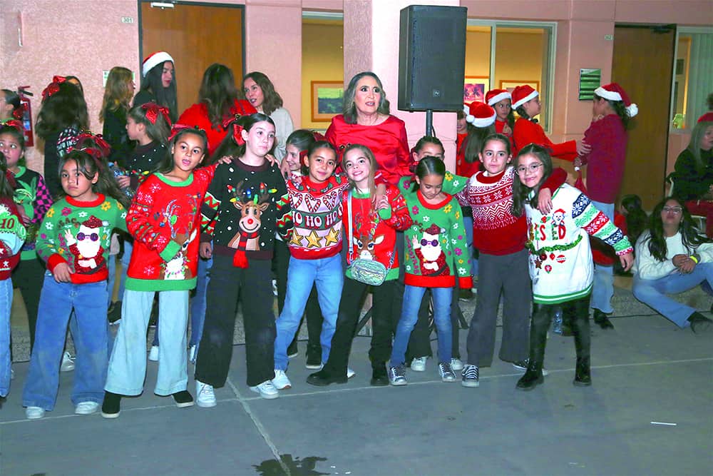 Colegio Liceo Thezia celebra su tradicional Festival Navideño
