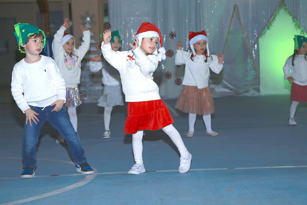 Colegio Liceo Thezia celebra su tradicional Festival Navideño