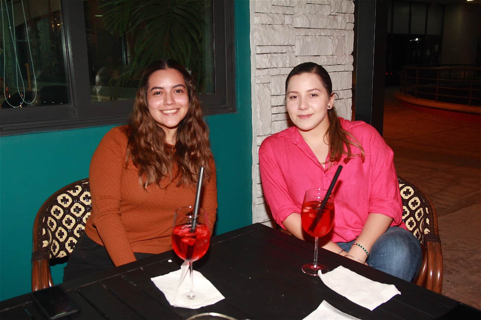 Excelente reunión con amigos En Casa Garmendia, Café y Churrería