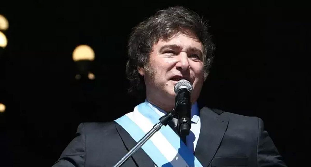 Anuncia Gobierno de Milei devaluación de peso argentino