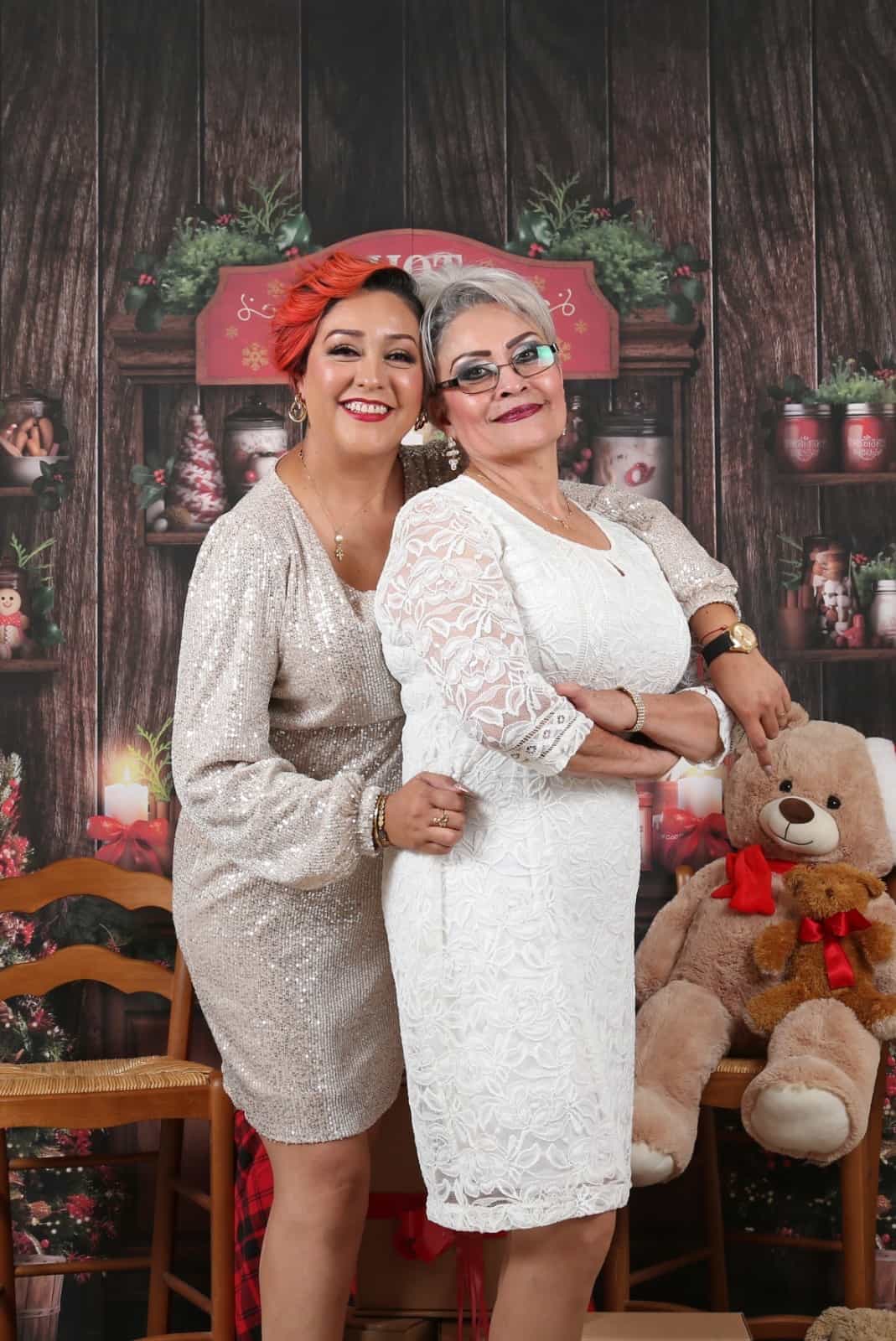 Festejan la magia de la navidad, encantadora sesión de fotos