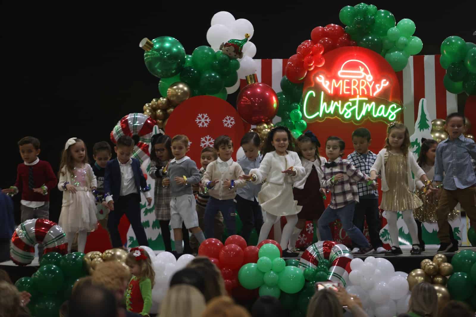 Celebra Festival Navideño Irish International School