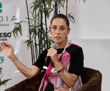 Claudia Sheinbaum critica bono a consejeros del INE por proceso electoral