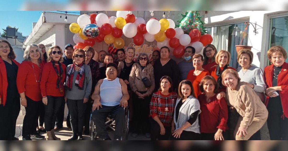 Alegran la navidad a pacientes del albergue oncológico Dora Alicia Mazón