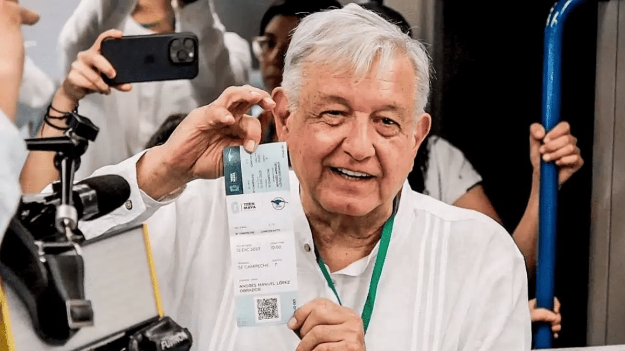 Supuesto boleto que usó AMLO en el Tren Maya se vende en mil 800 pesos