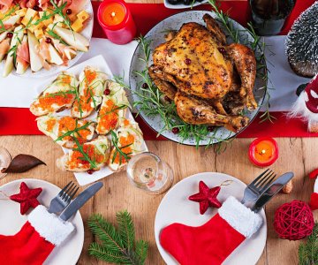 La ciencia explica por qué sabe mejor la cena navideña en el recalentado