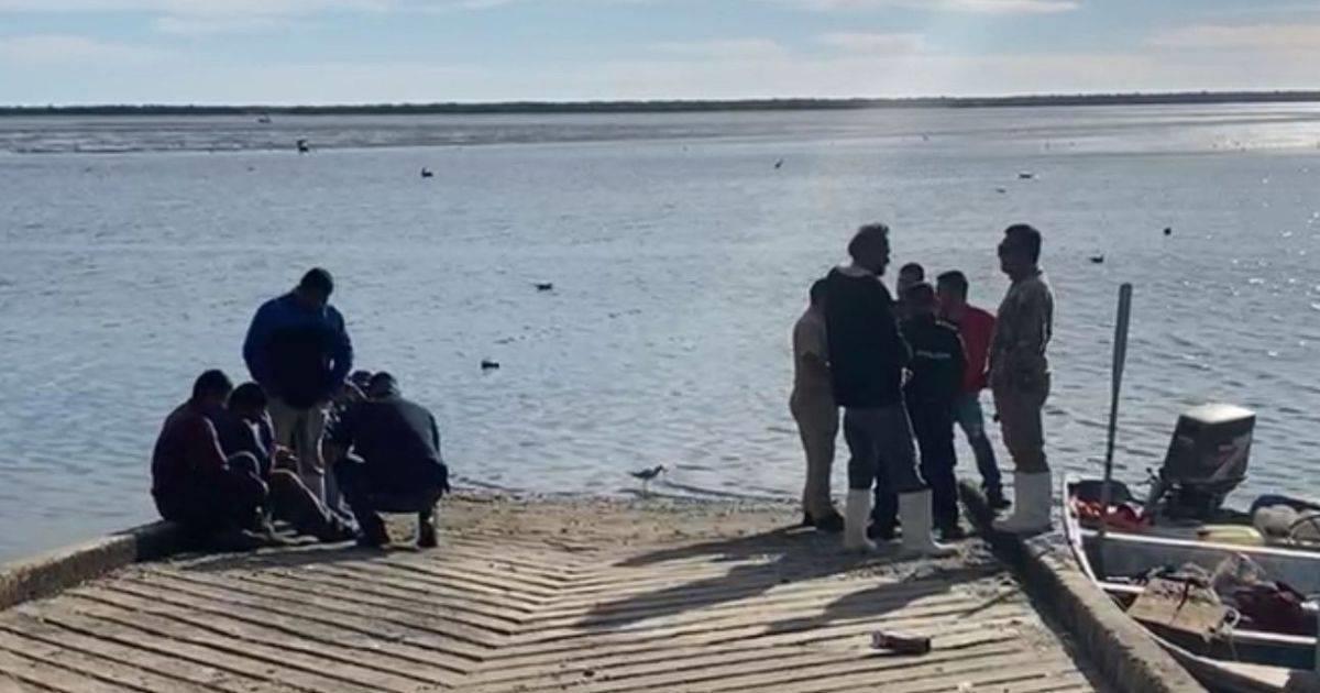 Hombre muere atacado por un tiburón en el Puerto de Yavaros