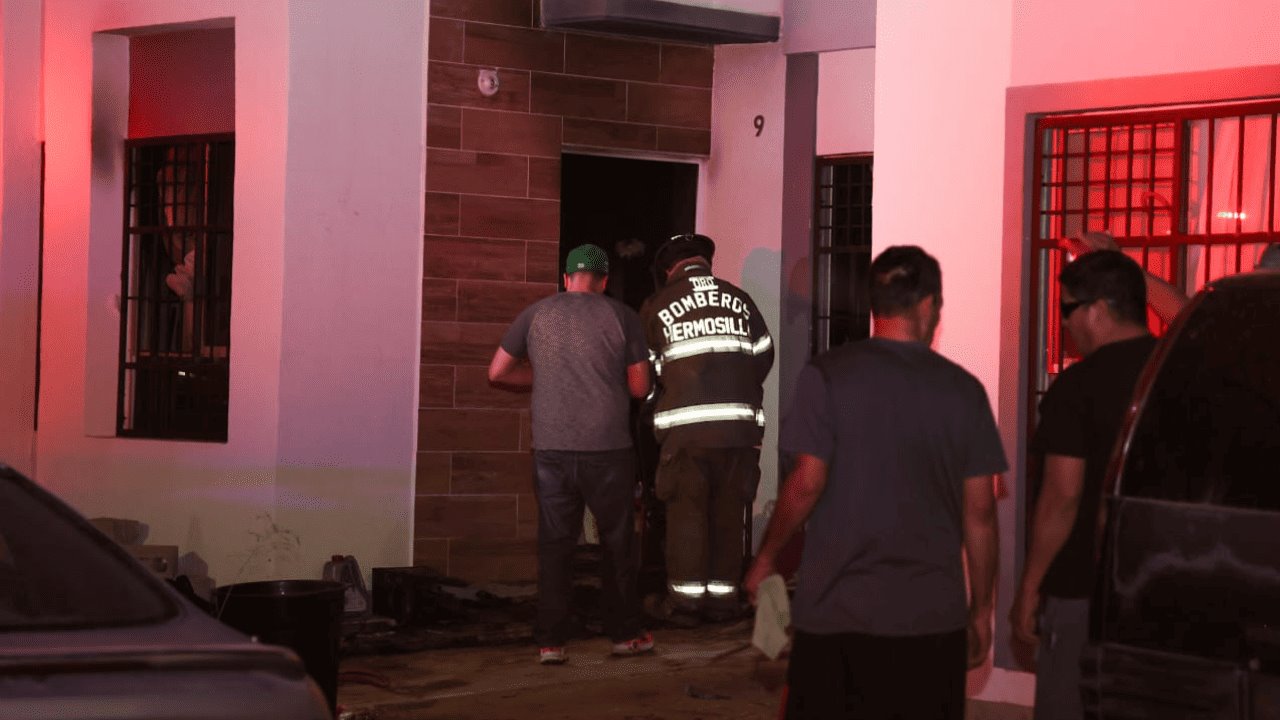 Sobrecalentamiento de bocina ocasiona conato de incendio en Hermosillo