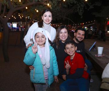 Disfrutan un agradable paseo en el Parque La Ruina