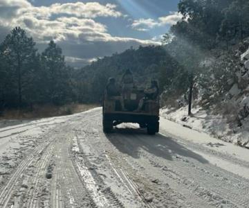 Cierran carreteras en Sonora por presencia de hielo y nieve en tramos