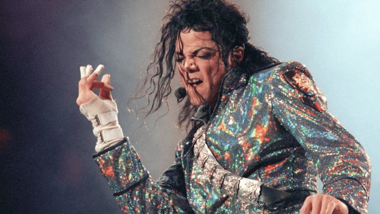 Anuncian fecha oficial de estreno de película biográfica de Michael Jackson