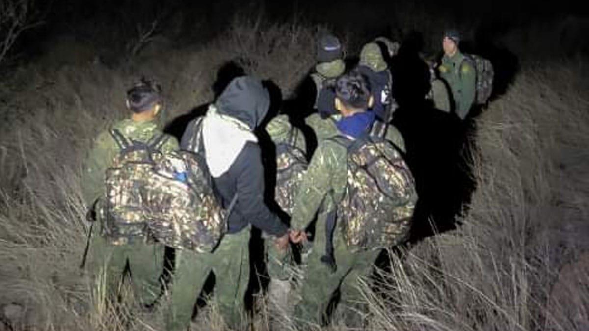 Localizan a nueve migrantes en cruce fronterizo Sonora-Arizona