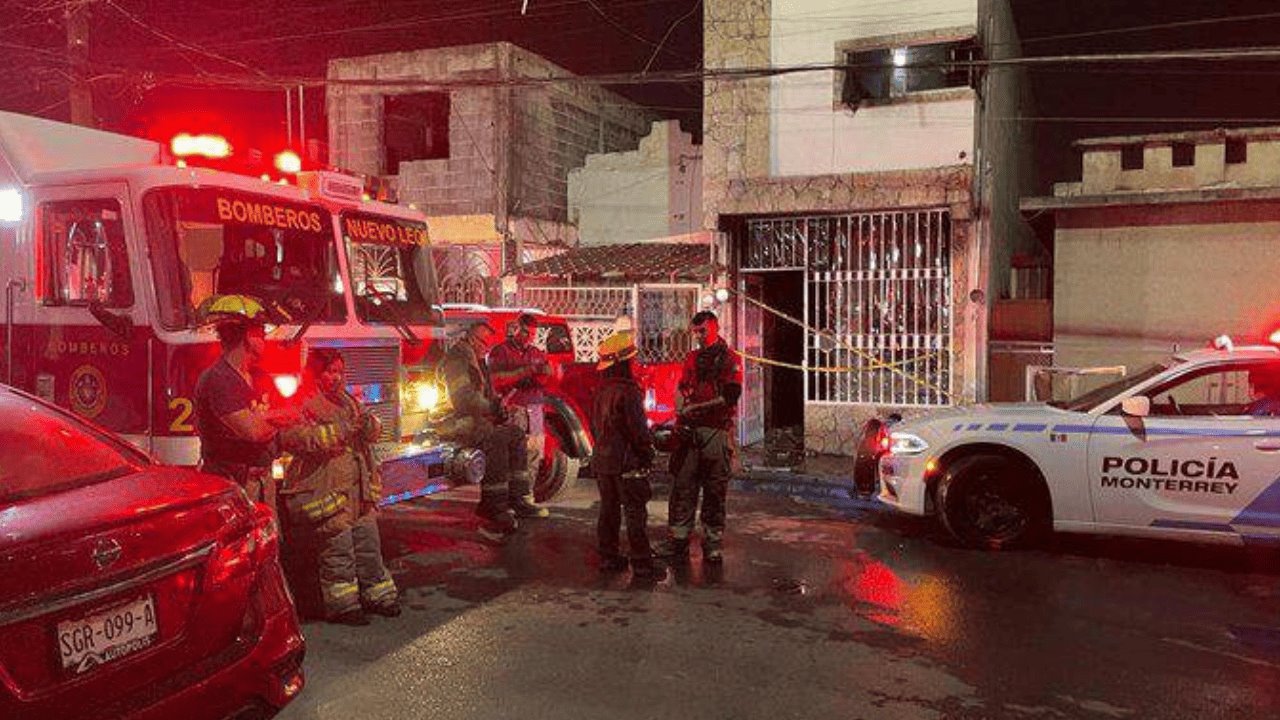 Madre fallece por rescatar a sus hijos de incendio en Monterrey