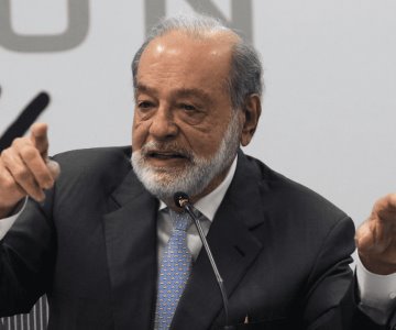 Carlos Slim critica manejo de empresas a cargo de las Fuerzas Armadas