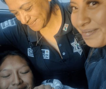 Policías del Estado de México atienden a mujer embarazada